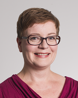 Terveystieteiden tohtori Marja Pakarinen on aloittanut EHYT ry:n arvioinnista ja kehittämisestä vastaavana ma. erityisasiantuntijana. 